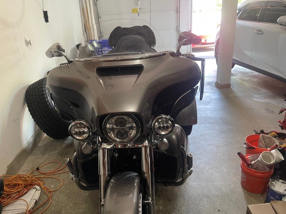Title Harley-Davidson Tri - Main View